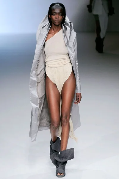 Look 4